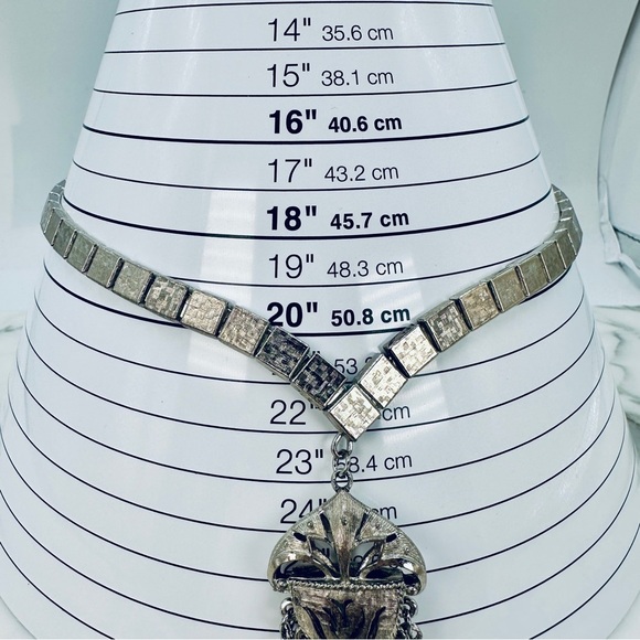 Vintage Necklace with Chain Tassel Y Texture Link Estate Jewelry Statement 1960s - Picture 13 of 14